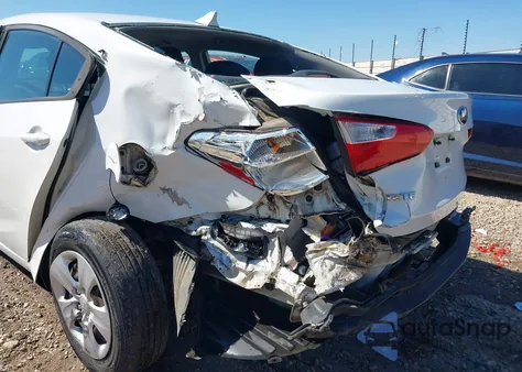 2016 Kia Forte Lx из США, поврежденный, VIN KNAFK4A64G5572326